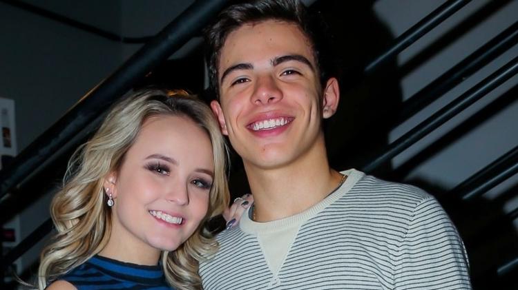 Larissa Manoela e Thomaz Costa namoraram entre 2013 e 2015 e novamente por alguns meses em 2017