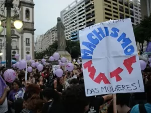 Para prevenir mais mortes de mulheres, Brasil cria pacto contra feminicídio