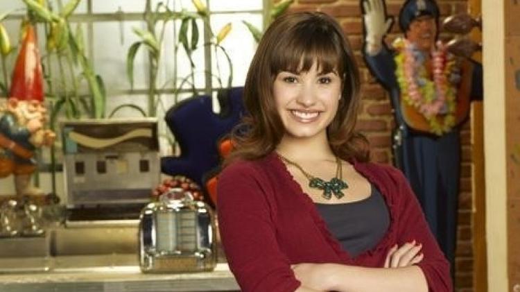 Demi Lovato, aos 17 anos, em 'Sunny Entre Estrelas'