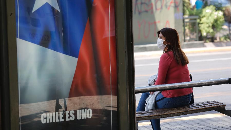 Chile tem uma das campanhas de vacinação mais bem-sucedidas do mundo - Marcelo Hernandez/Getty Images