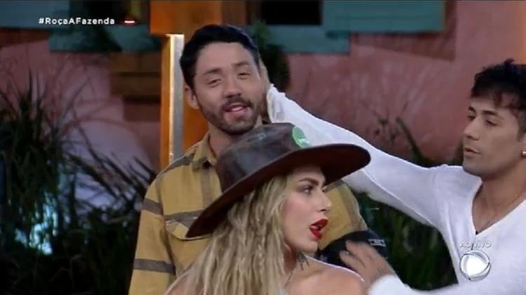 A Fazenda 2021: Rico recebe voto de Tiago Piquilo - Reprodução/Playplus - Reprodução/Playplus