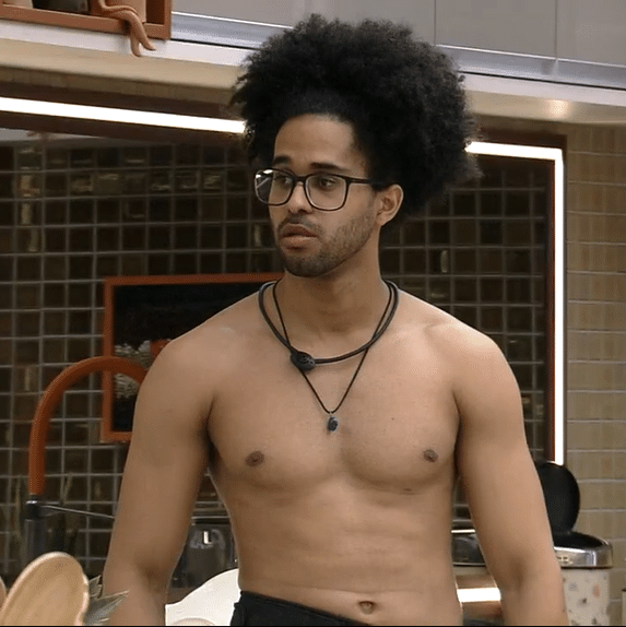 Luciano, 1º eliminado do BBB 22, entra para plataforma de conteúdo