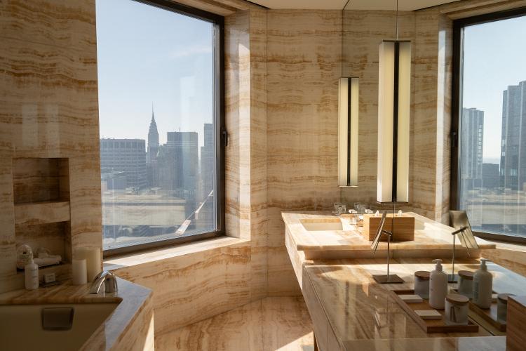 Banheiro da Suíte Presidencial do Four Seasons Hotel New York Banheiro da Suíte Presidencial do Four Seasons Hotel New York