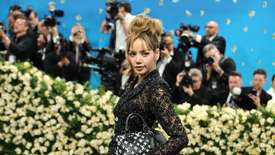Lisa durante o Met Gala 2025 Lisa durante o Met Gala 2025