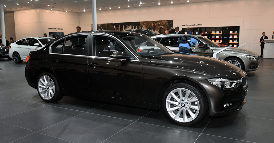 BMW 318i - Murilo Góes/UOL