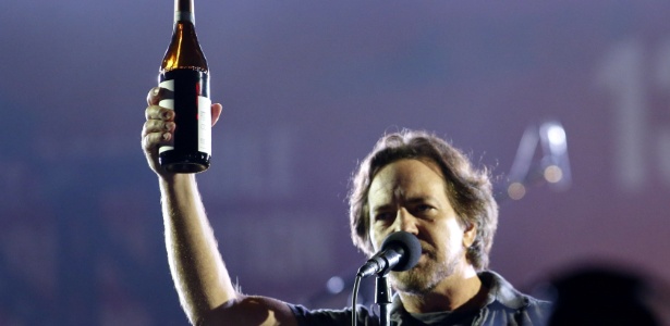 Apreciador de vinhos, Eddie Vedder se apresenta no Mineirão na próxima sexta-feira - Kena Betancur/AFP