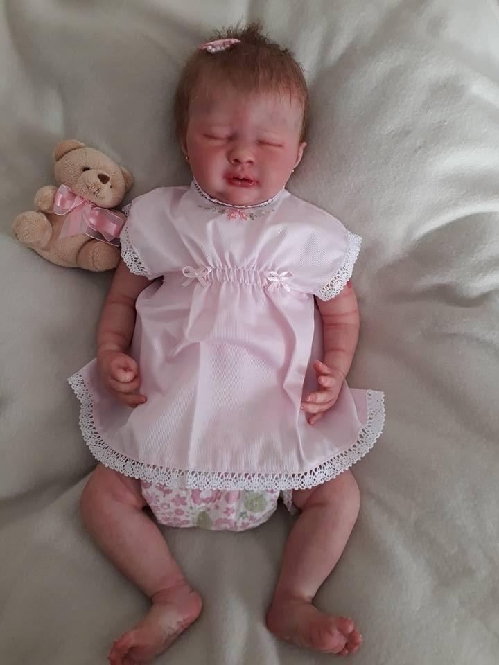 Bonecas da artista Rosana Ritacco - Reprodução/Facebook/Rosana Ritacco - Art Reborn