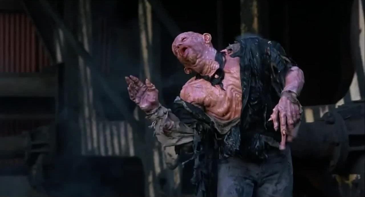 Cena de "RoboCop - O Policial do Futuro" (1987) - Reprodução