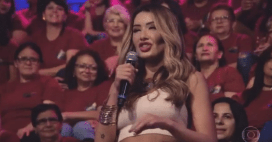 Faustão finalmente encontrou a sucessora de Carol Nakamura Entretenimento BOL Notícias Faustão finalmente encontrou a sucessora de Carol Nakamura Entretenimento BOL Notícias