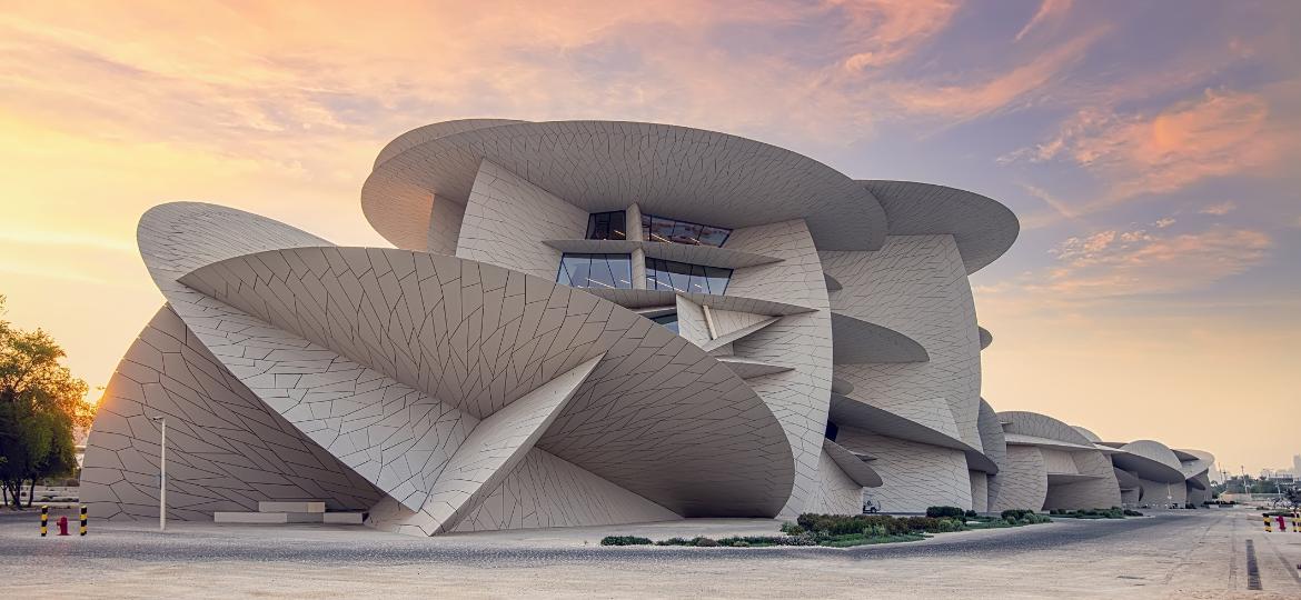 O Museu Nacional do Qatar tem suas formas inspiradas na formação geológica "rosa do deserto" - Getty Images