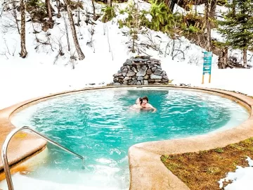 Piscinas no meio da neve: testamos a estação de esqui 'escondida' no Chile