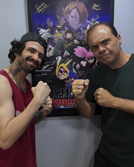 Dubladores Rony Frauches (The Crawler) e Sérgio Moreno (Knuckleduster) do anime 'My Hero Academia: Vigilantes' Dubladores Rony Frauches (The Crawler) e Sérgio Moreno (Knuckleduster) do anime 'My Hero Academia: Vigilantes'