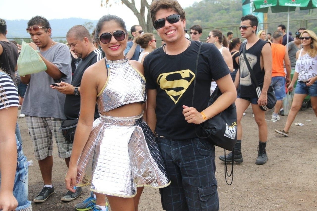 27.set.2015 - Viviane Silva, de 23 anos, e Pedro Pacheco, de 21 anos - Zulmair Rocha/UOL