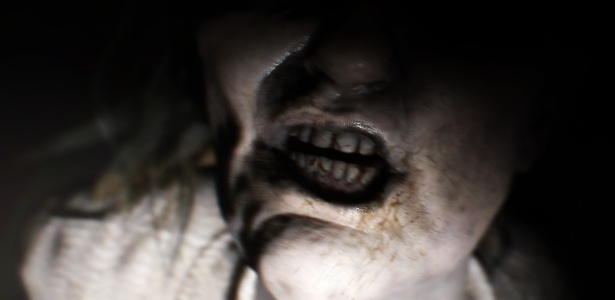 Marguerite Baker persegue a jovem Mia na mais nova demo de "Resident Evil 7" - Divulgação/Capcom