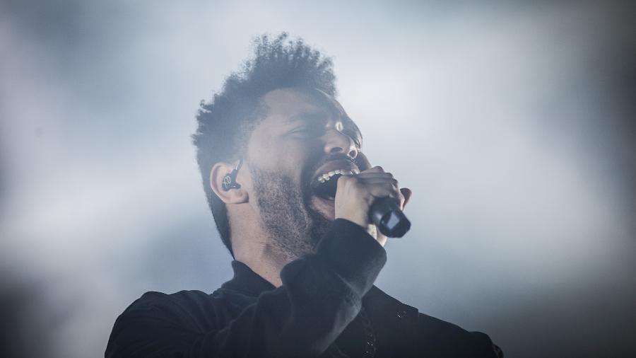 O cantor The Weeknd se apresentou na edição 2017 do Lollapalooza - Bruno Santos/UOL
