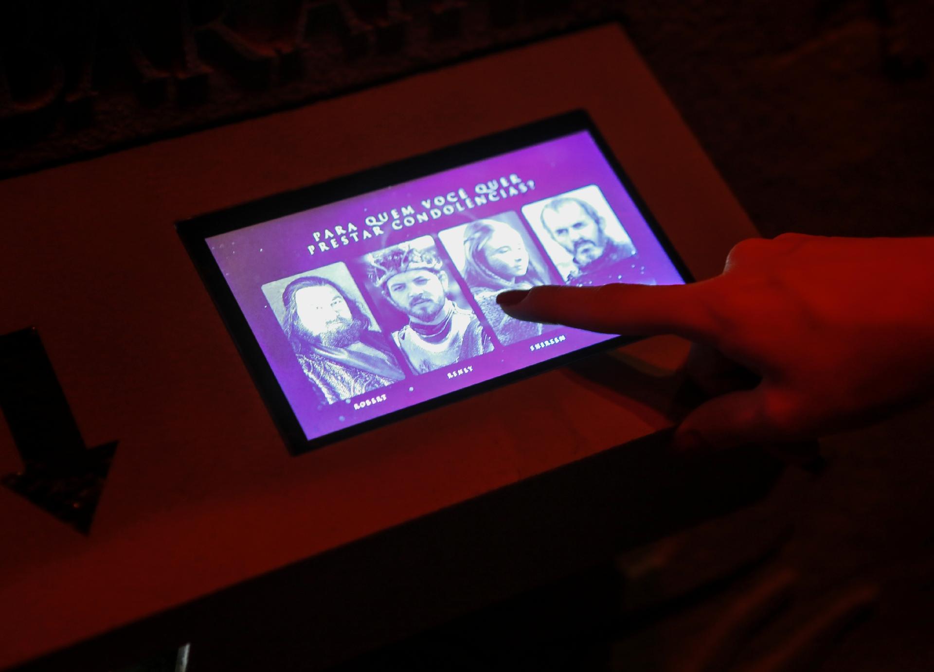 Fãs de GoT podem prestar suas condolências aos falecidos da cada grande casa dos Sete Reinos na CCXP - Iwi Onodera/ UOL