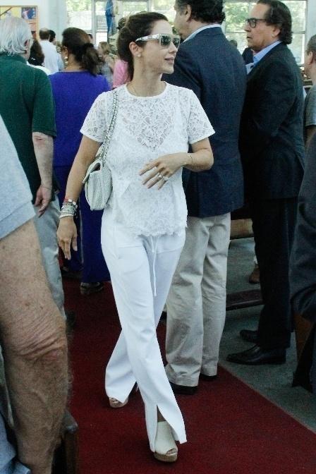 Guilhermina Guinle chega ao velório de Gisella Amaral, na Lagoa - Wallace Barbosa/AgNews