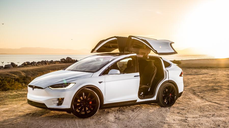 Tesla Model X - Divulgação