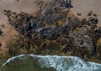 Óleo em praias do NE vem de lavagem de tanque de petroleiros, diz Marinha - Eduardo Anizelli/ Folhapress 