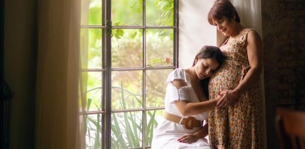 Como na novela global | 'Tenho 58 anos e aceitei gestar meu neto e realizar o sonho da minha filha'