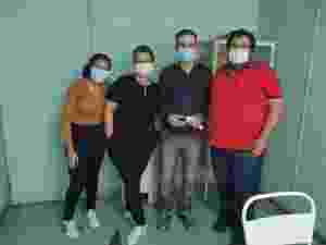 Da esquerda para a direita, Natália Ribeiro (estagiária de nutrição), Camile Ferraz (psicóloga), Paulo Cruz (recepcionista) e Marcelo Prata (assistente social e coordenador do ambulatório) - André Aram - André Aram
