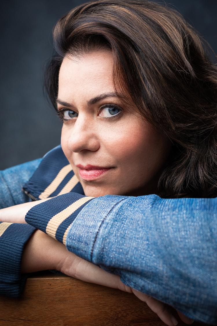 Janaína Torres Janaína Torres