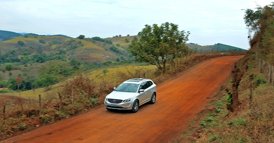 Volvo XC60 D5 SWD - Divulgação