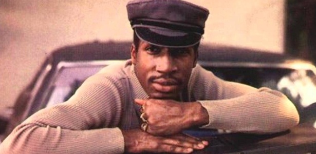 Grandmaster Flash, discípulo de Kool Herc e a quem é atribuída a criação do "scratch" - Reprodução - Reprodução