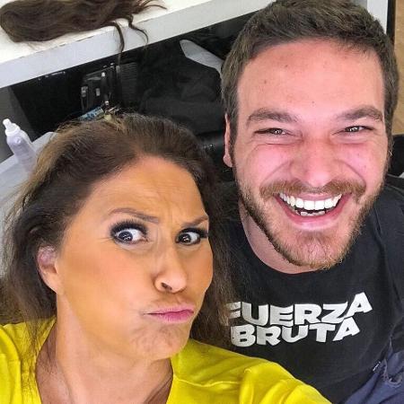 Fafá de Belém e Emílio Dantas nos bastidores de "A Força do Querer" - Reprodução/Instagram