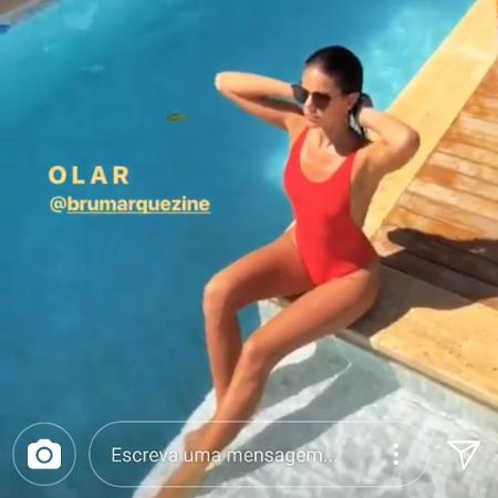 Bruna Marquezine relaxa na piscina da pousada em Noronha - Reprodução/Instagram - Reprodução/Instagram