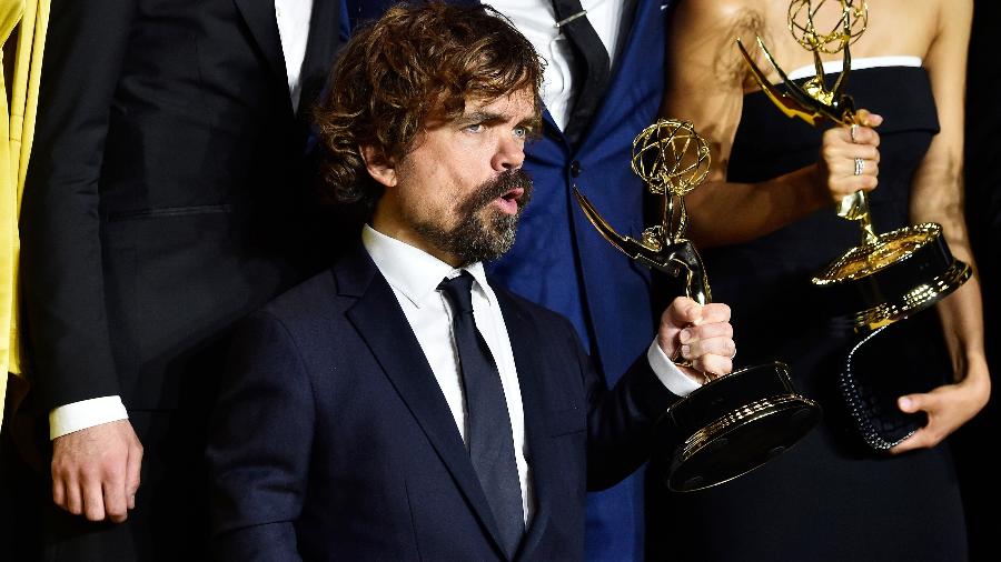 Peter Dinklage e mais um Emmy para sua estante - Frazer Harrison/Getty Images
