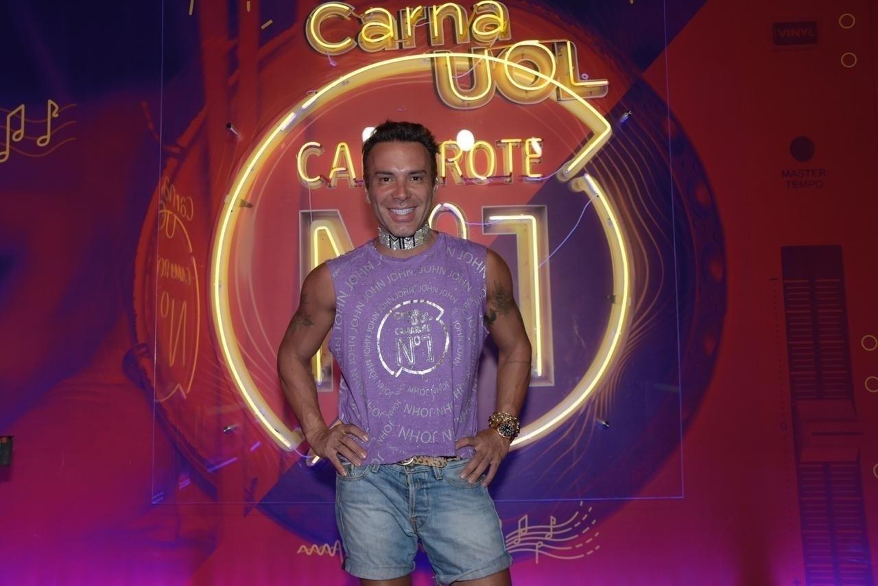 Matheus Mazzafera - Famosos curtem o camarote CarnaUOL N1 2019 no Desfile das Campeãs no RJ - Selmy Yassuda / UOL