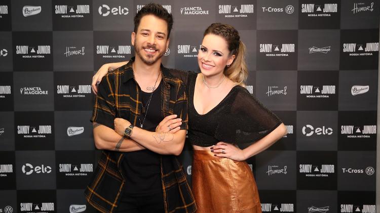 Sandy e Junior nos bastidores do último show da turnê, no Rio - Manuela Scarpa/Brazil News - Manuela Scarpa/Brazil News