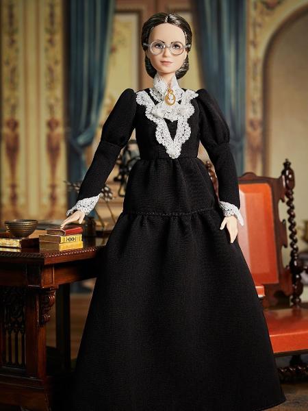 A boneca Barbie de Susan B. Anthony, ativista pelo voto feminino nos EUA - Reprodução/Mattel