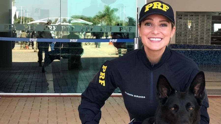 Silmara Miranda passou em concurso público e faz parte da Polícia Rodoviária Federal (PRF). - Reprodução/Instagram