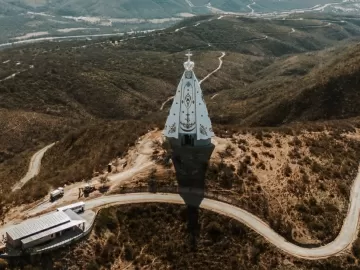 Argentina 'passa na frente' e agora tem monumento católico maior que Cristo