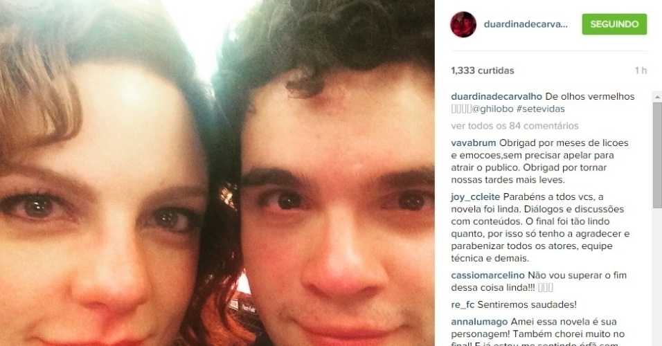 10.jul.2015 - Maria Eduarda, que deu vida a personagem Laila, publicou uma foto ao lado de Ghuilherme Lobo em que aparecem emocionados: "De olhos vermelhos", escreveu na legenda