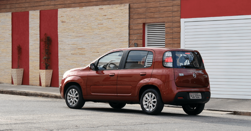 Fiat Uno Evolution - Murilo Góes/UOL