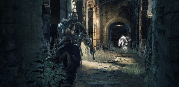 "Dark Souls III" manteve a dificuldade de seus antecessores, mas passa longe de ser impossível se encarado com cautela e planejamento - Divulgação