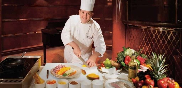 O renomado David Bilsland será um dos chefs presentes no navio - Divulgação/Silversea