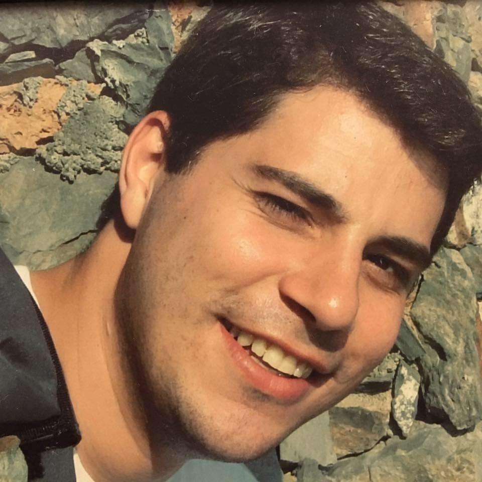 13.mai.2015 - Novato nas redes sociais, o jornalista Evaristo Costa ganhou cerca de 104 mil seguidores no Facebook, 10 mil no Instagram e outros 7 mil no Twitter em apenas uma semana. O âncora do "Jornal Hoje" decidiu se render à internet na primeira semana de maio - Reprodução/Facebook/oficialevaristocosta