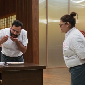 Marcelo prova o prato de Dayse em "MasterChef Profissionais" - Carlos Reinis/Band - Carlos Reinis/Band