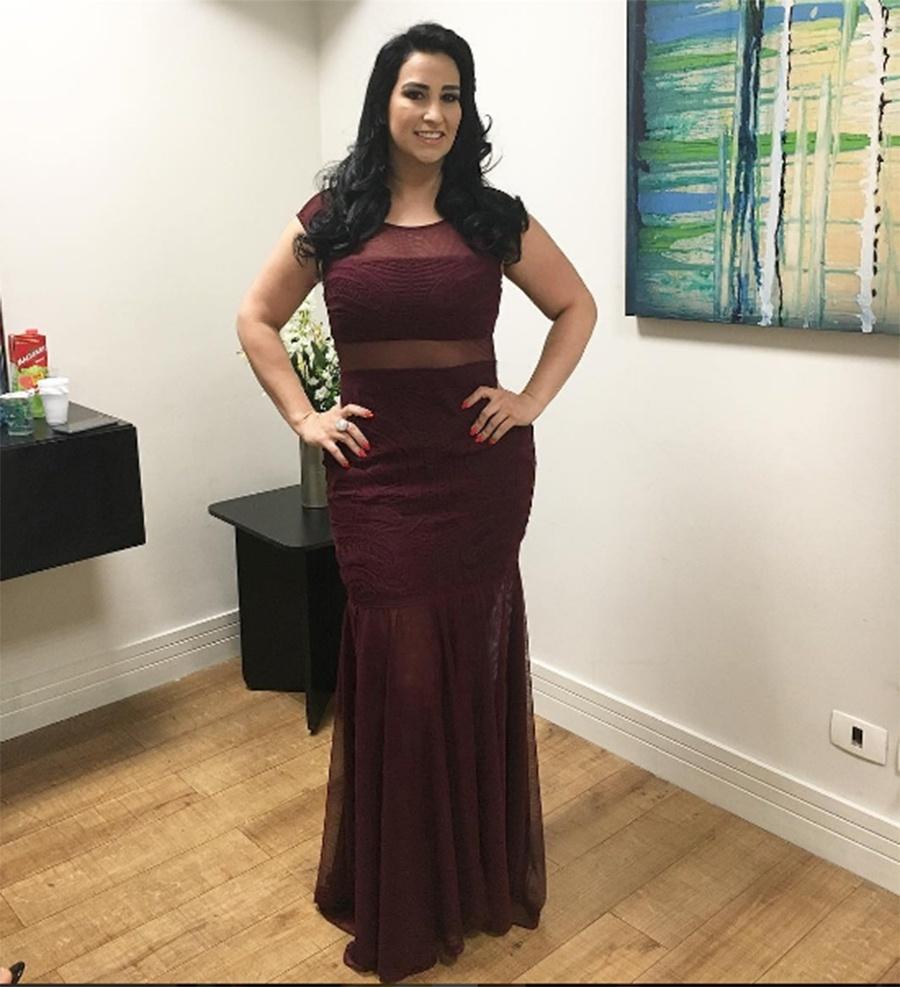 Fabíola Gadelha brilha no jornalismo e entretenimento da Record - Reprodução/Instagram