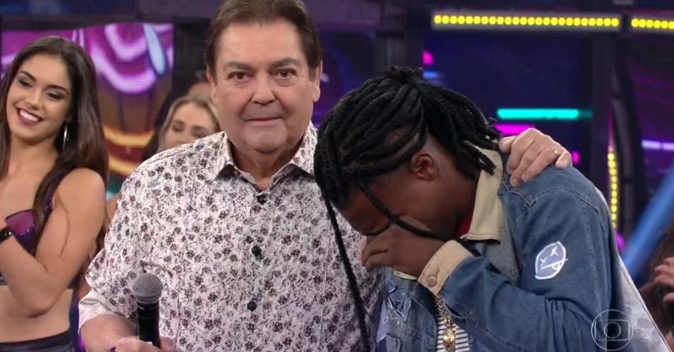 funkeiro mc kekel se emociona e chora ao encontrar faust o funkeiro mc kekel se emociona e chora ao encontrar faust o