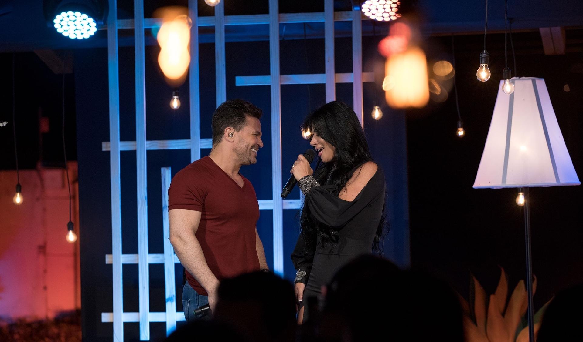 Valéria Barros lança novo álbum "Amigos e Modões (Ao Vivo)" com vários convidados especiais - Divulgação