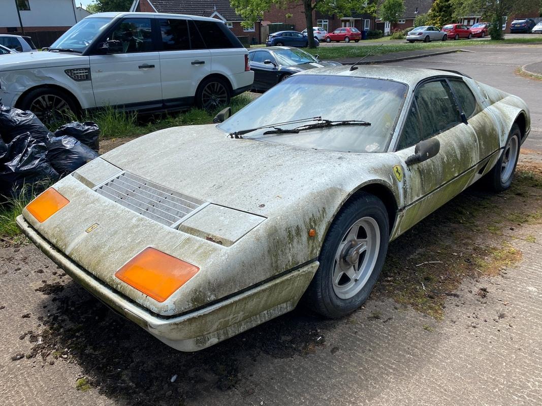 Caçador de Ferraris Scott Chivers Ferrari 512BBi 1983 rara apodrece em quintal na Inglaterra - Arquivo pessoal