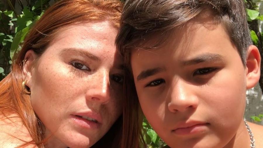 Mariah de Moraes com o filho João Pedro - Reprodução/Instagram