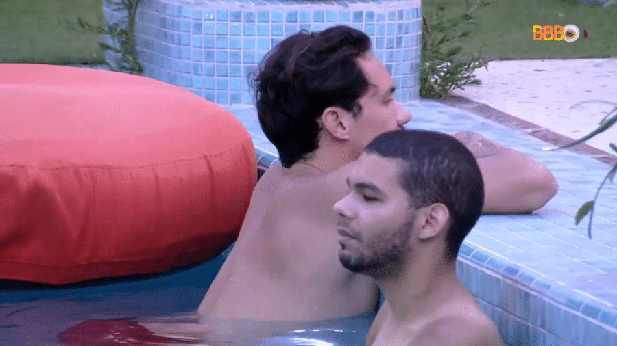 BBB 22: Eliezer tem DR com Vyni na piscina - Reprodução/Globoplay