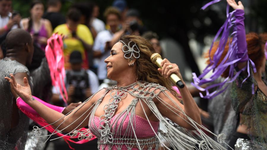 Daniela Mercury estreia no Carnaval de rua do Rio