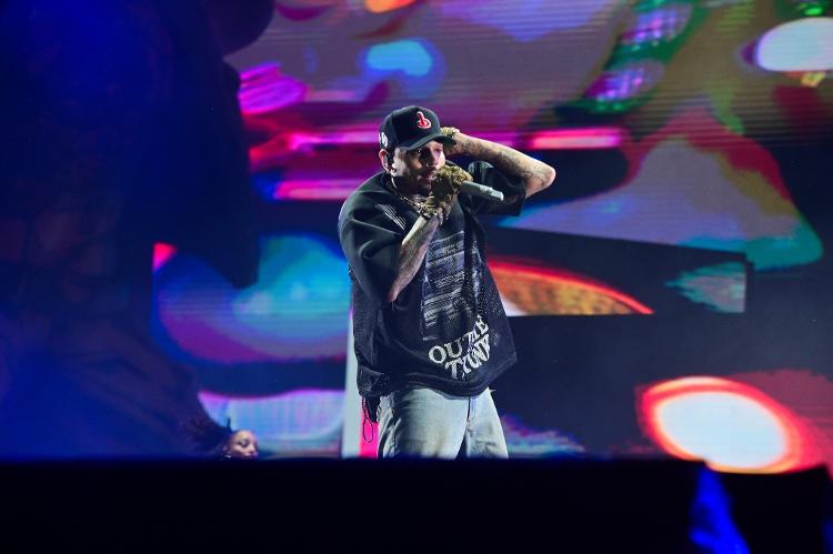 Chris Brown no primeiro de dois shows que faz em São Paulo, no sábado (21)